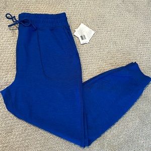 BNWT Beyond Yoga SpaceDye Commuter MIDI Joggers sz Medium Electric Royal Heather